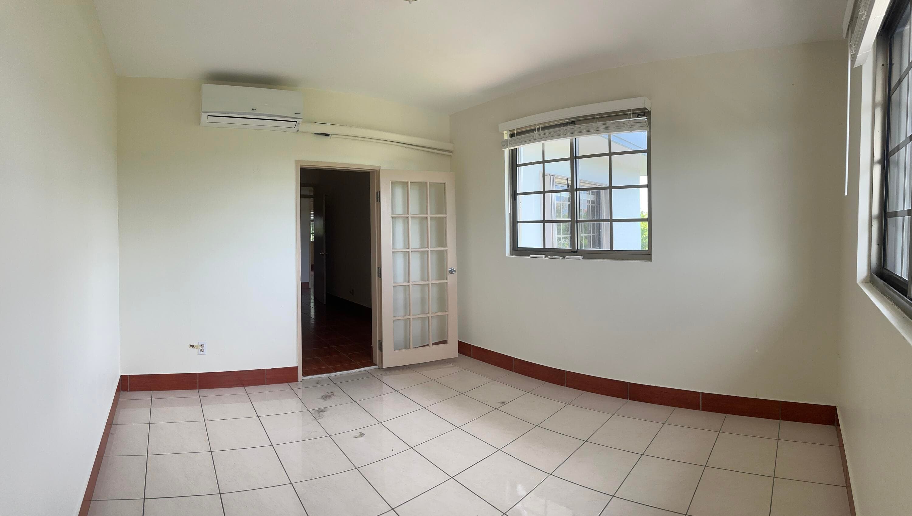 Pano of Room within therroom