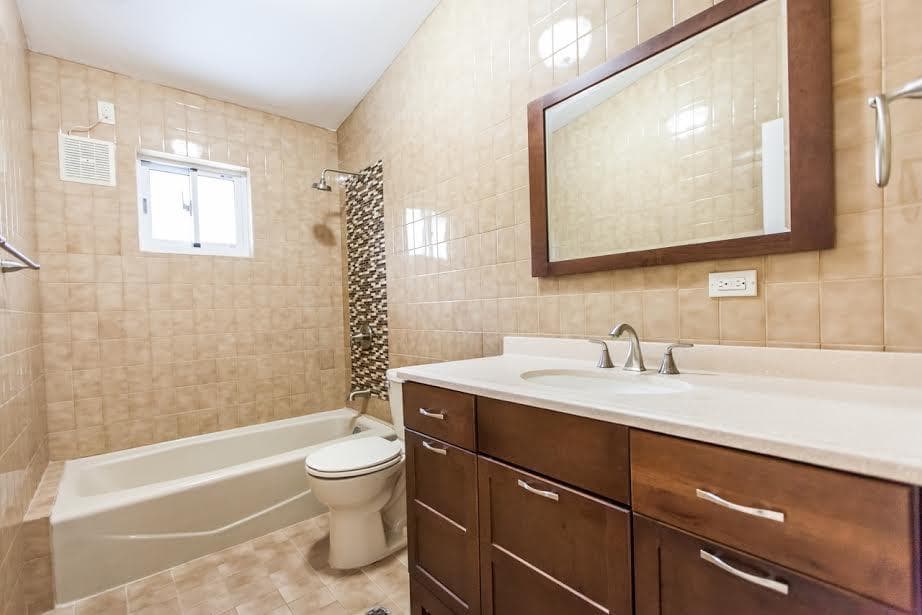 2nd floor guest bathroom 1